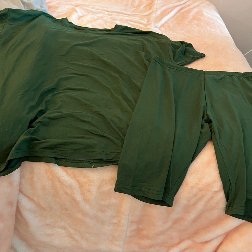 Forest Green Women's biker shorts and top. Never worn. Comfy not tight feeling